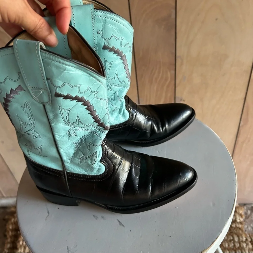 Ferrini Girls black turquoise Cowhide Leather Western Cowgirl Boots Size 13